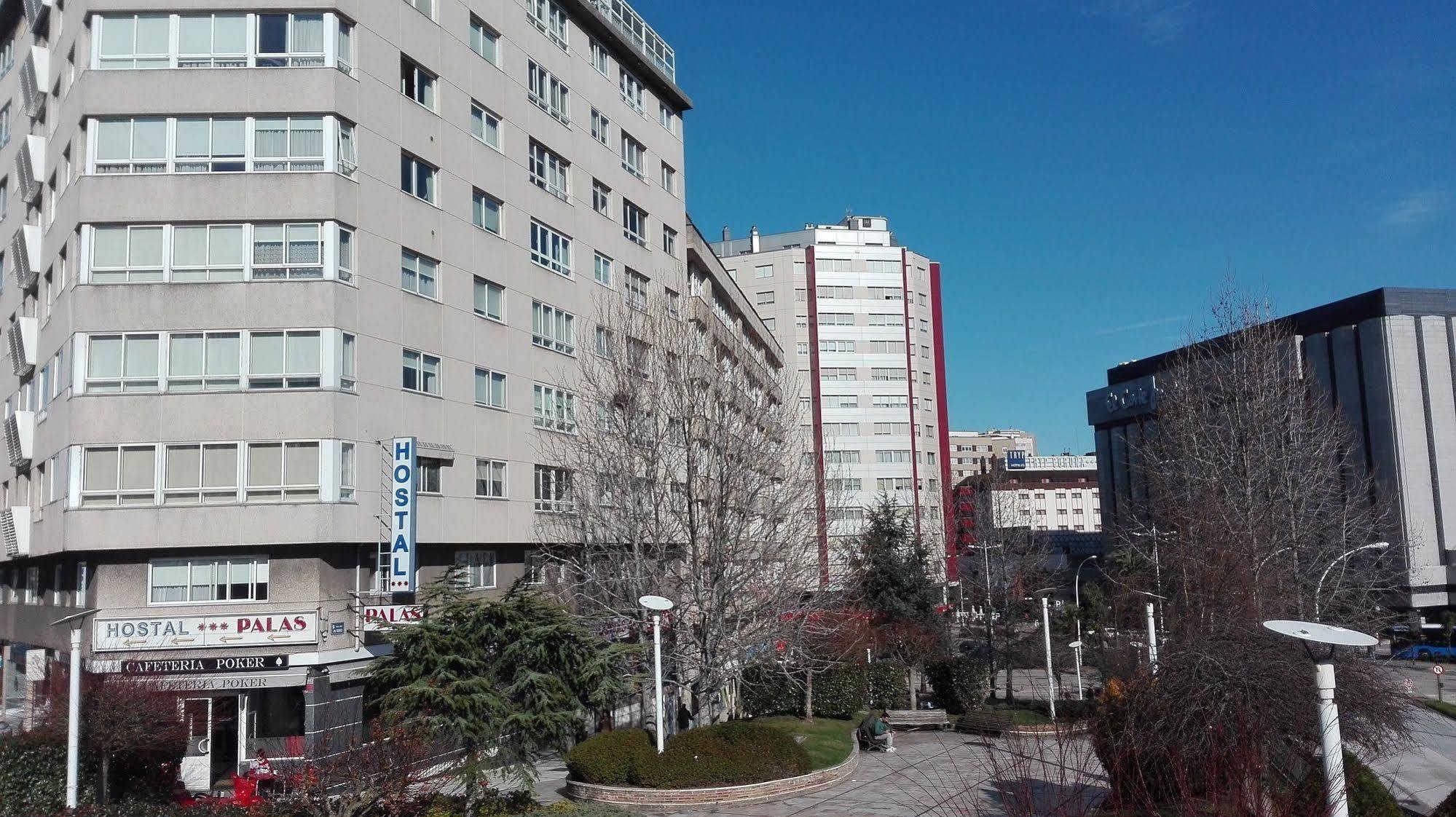 Hostal Palas Ла-Корунья Экстерьер фото